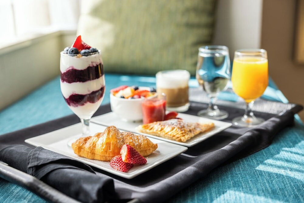 Фото Delta Hotels by Marriott Prince Edward