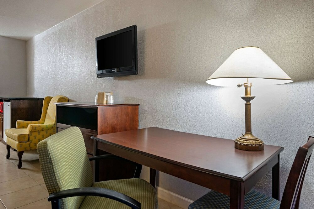 Фото Rodeway Inn