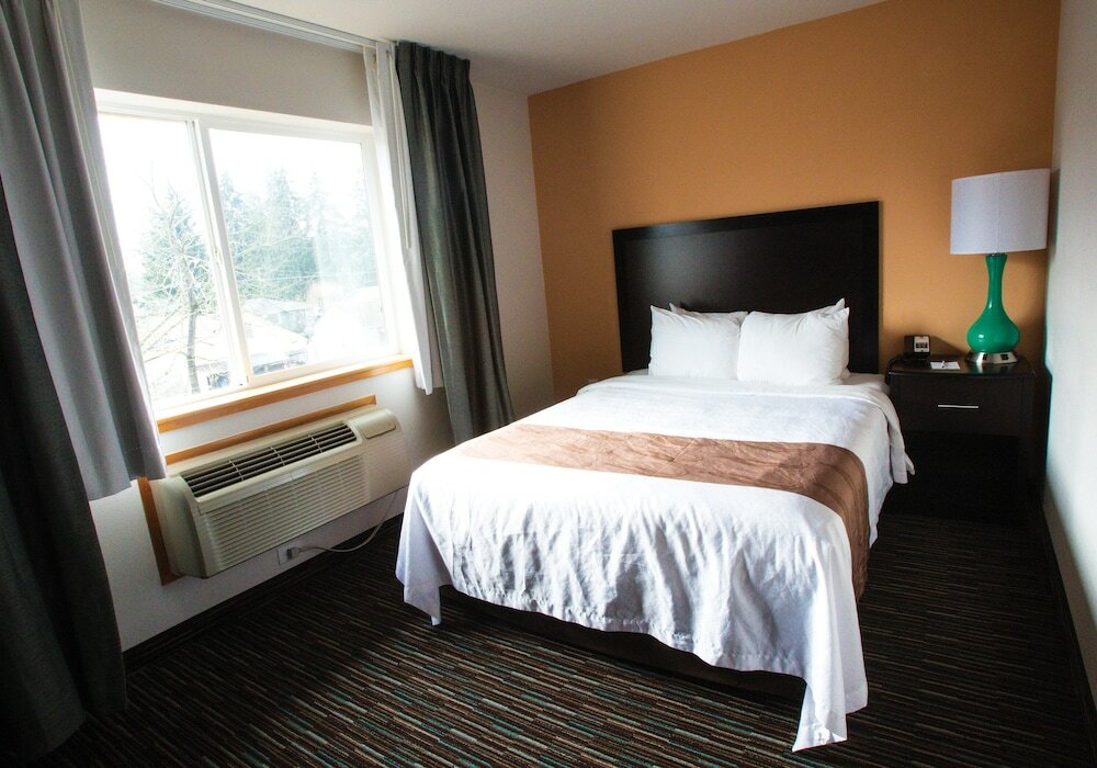 Фото Cottage Grove Inn