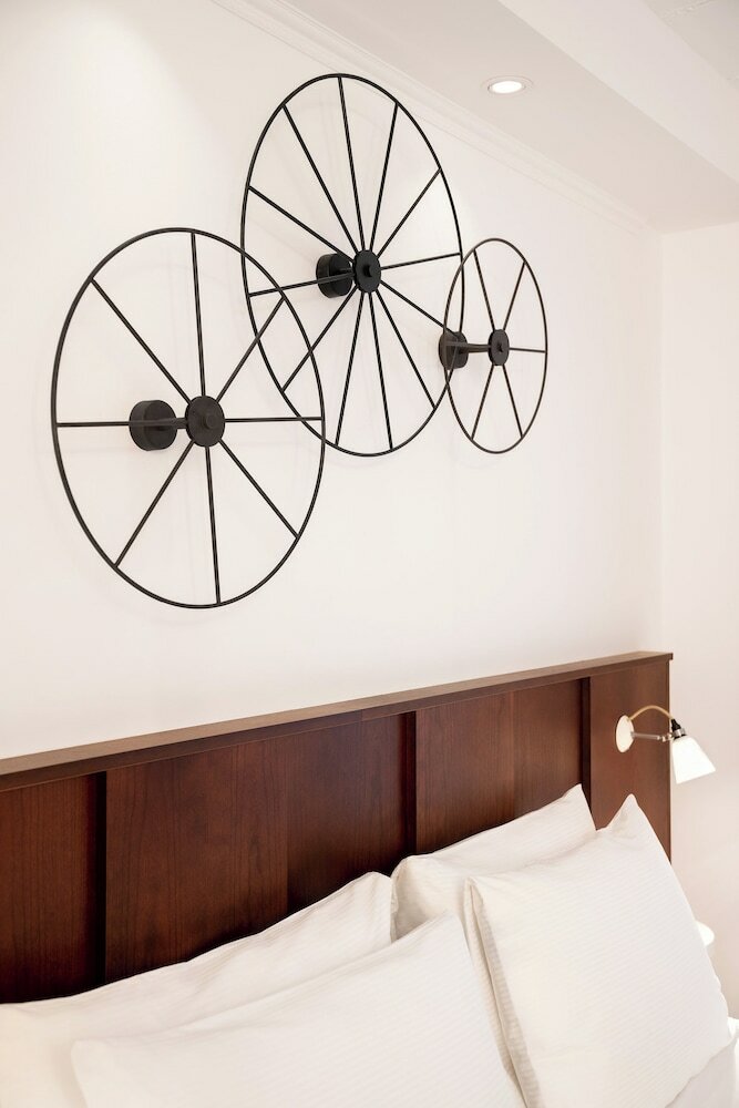 Фото Ruby Lucy Hotel London