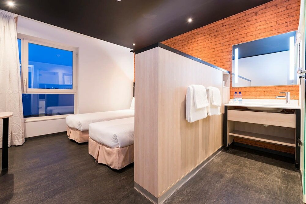 Фото Onomo Hotel