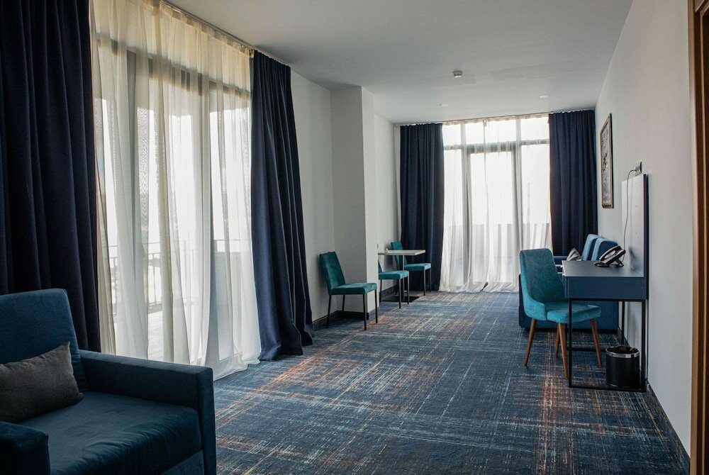 Фото Gino Seaside Tbilisi, trademark Collection by Wyndham