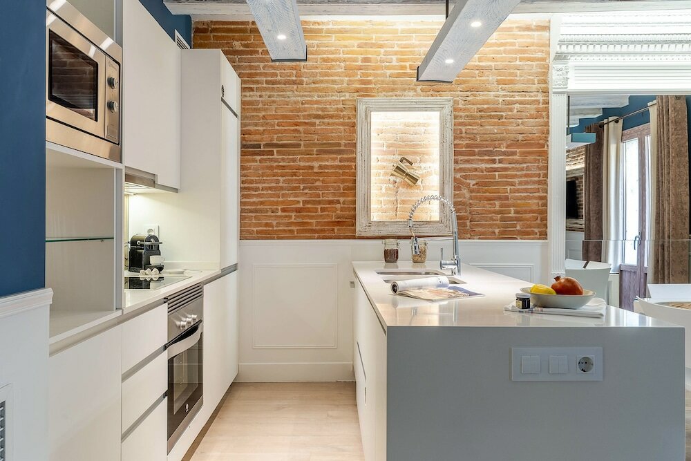 Фото Enjoybcn Colon Apartments