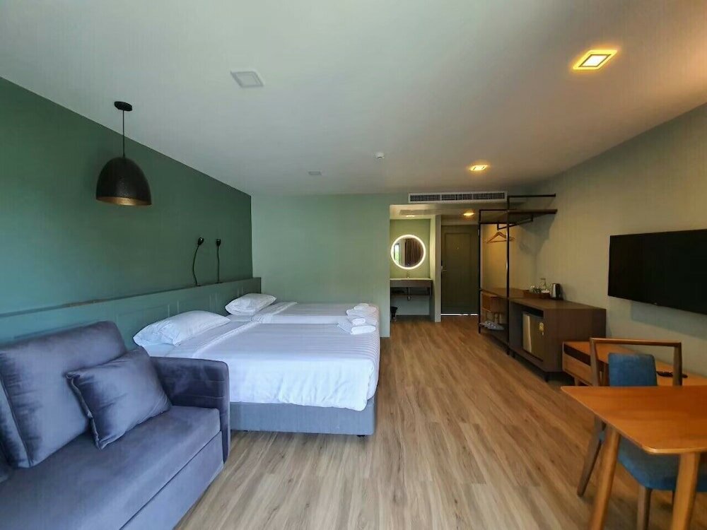 Фото Eco Cozy Beachfront Resort Chaam