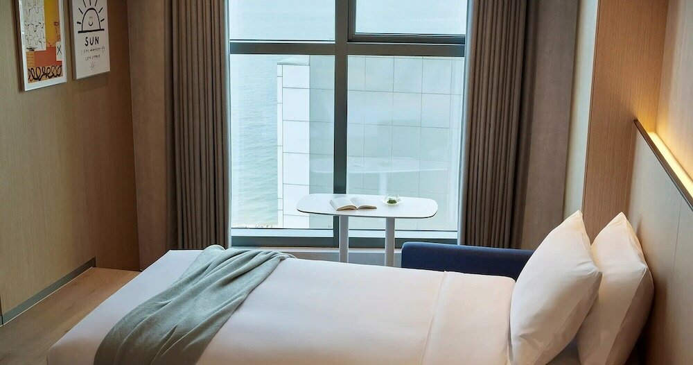 Фото L7 Haeundae by Lotte