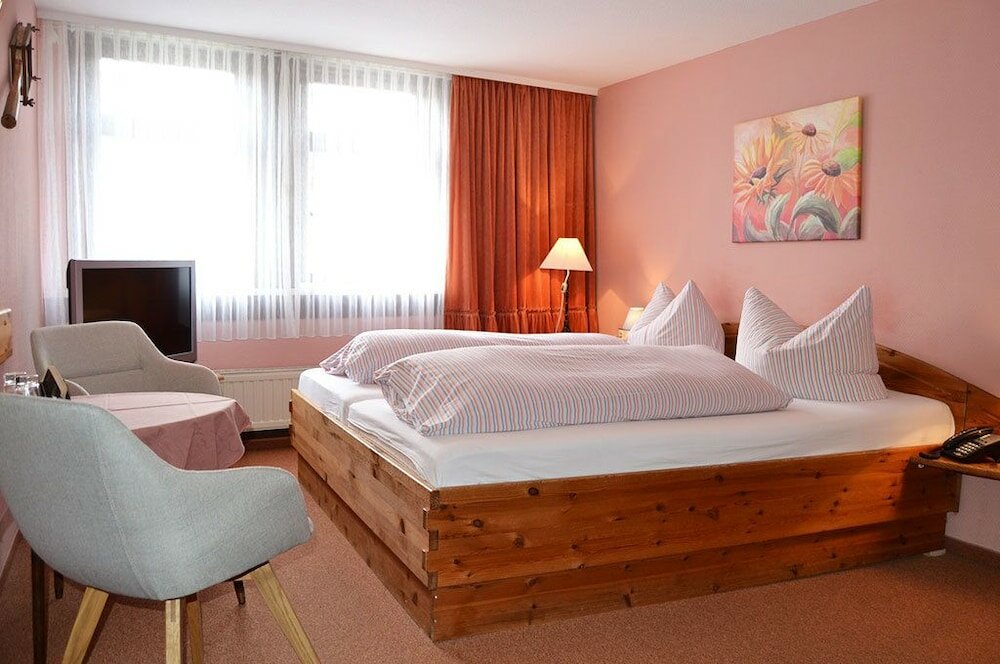 Фото Hotel Goldene Sonne