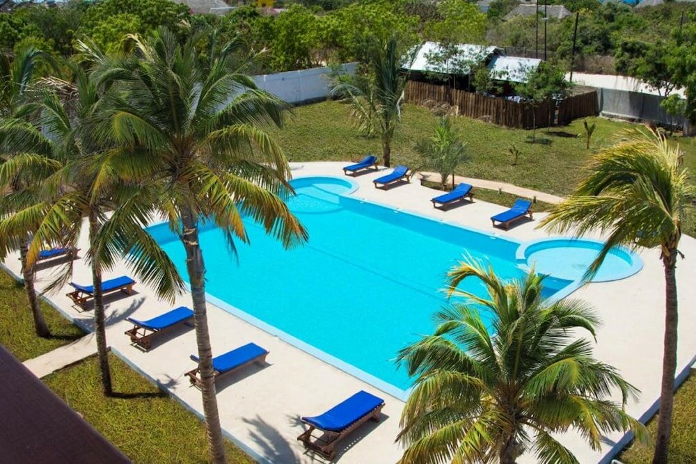 Фото Malika Nungwi Hotel