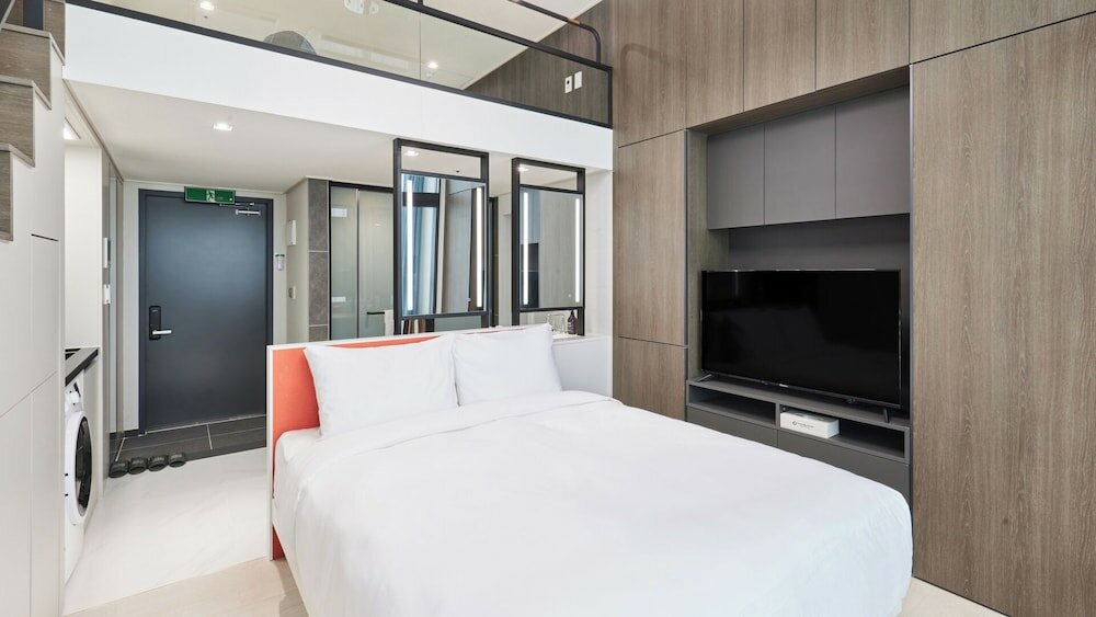 Фото Travelodge Suites Busan Centum