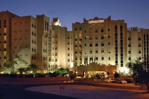 отель Movenpick Hotel Doha