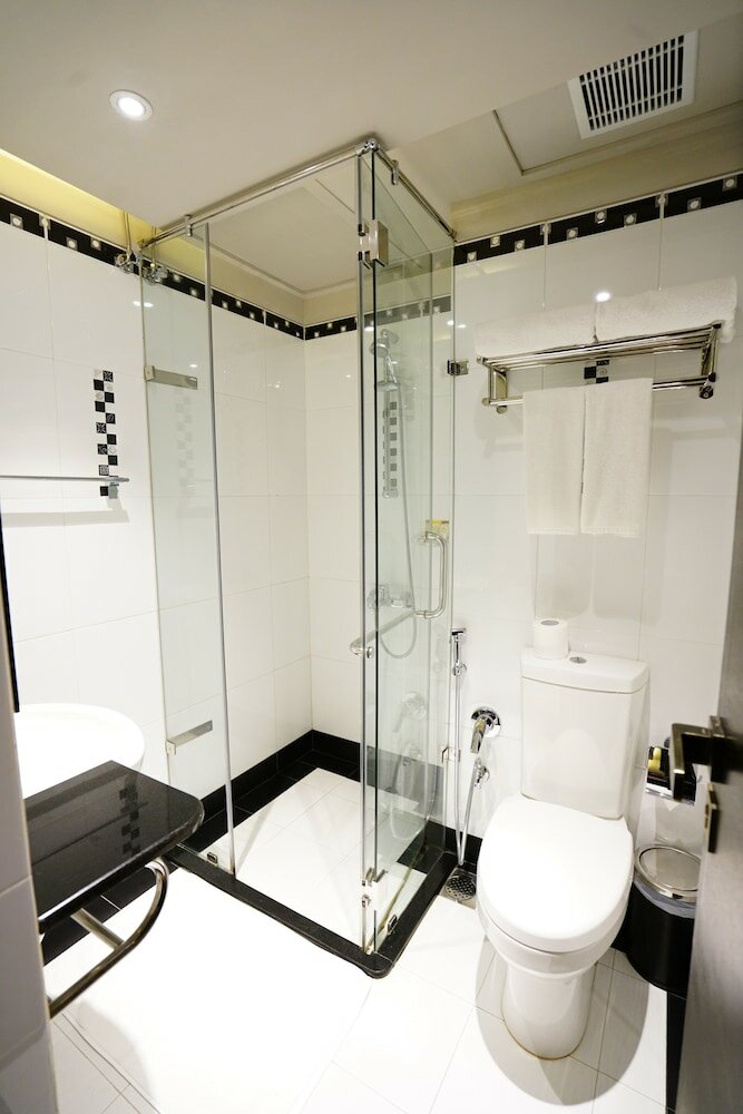 Фото Horton Towers and Cottages