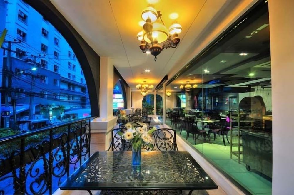 Фото Aspira Skyy Sukhumvit 1