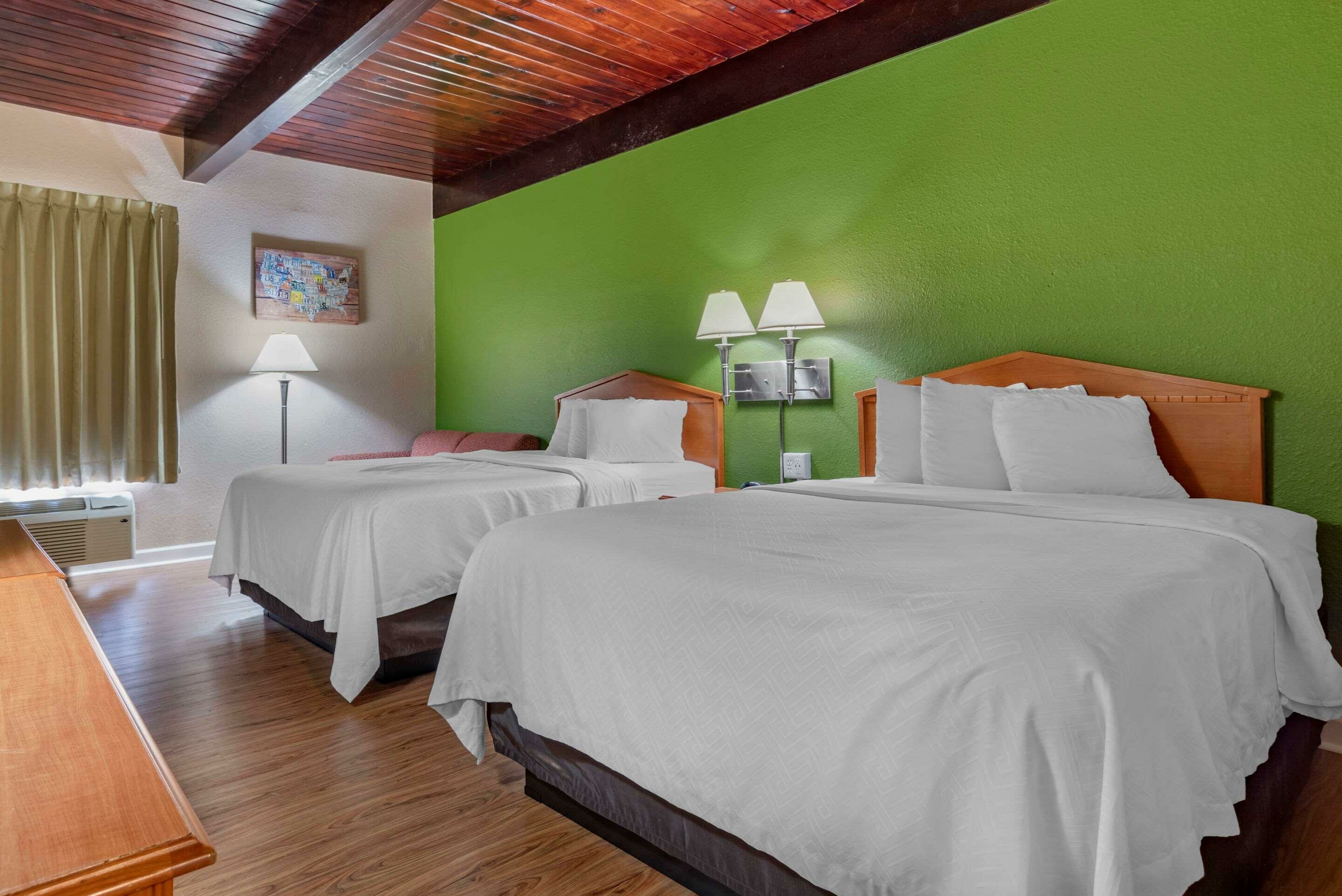 Фото Econo Lodge Tallahassee