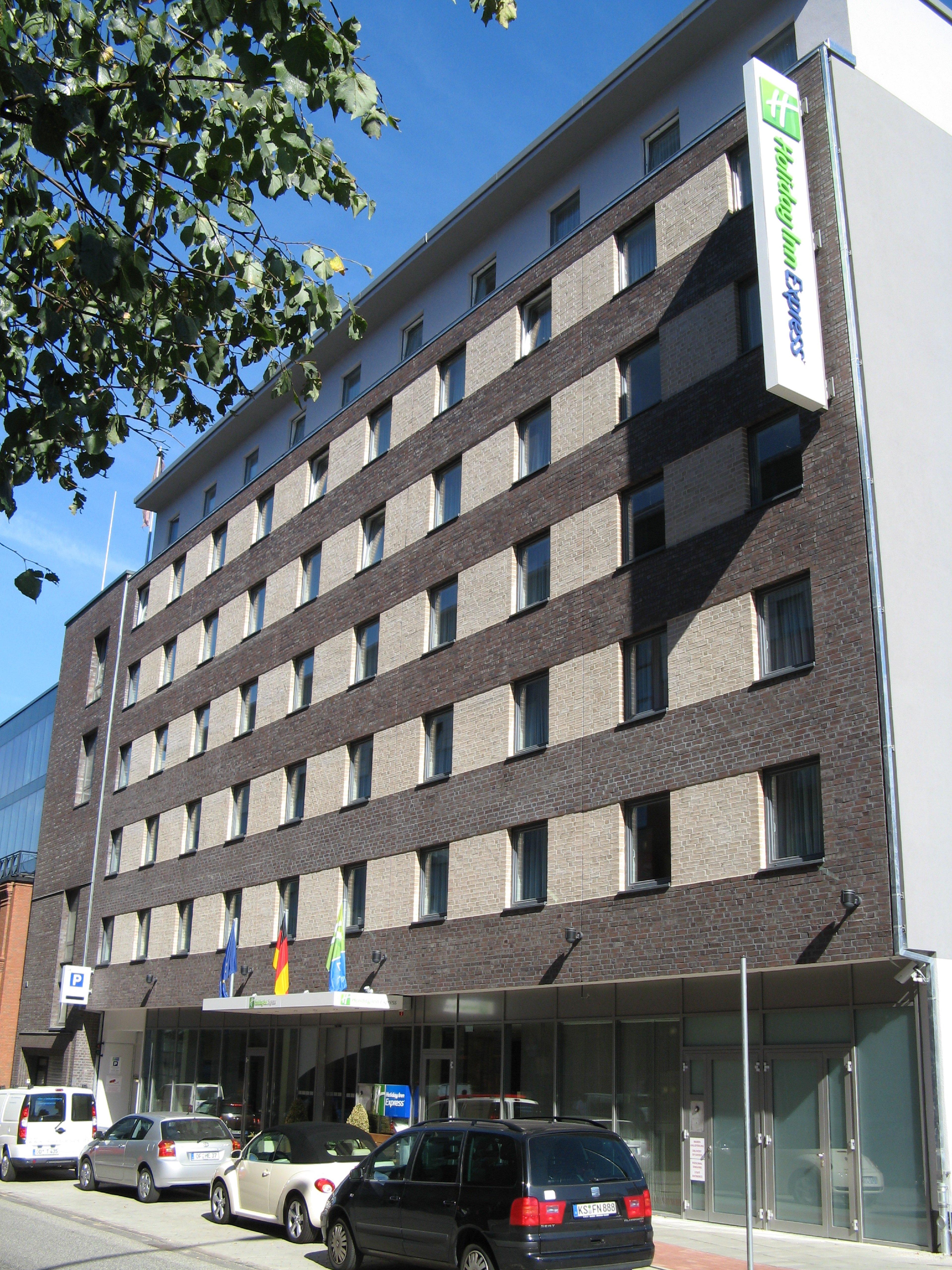 Фото Premier Inn Hamburg City Millerntor