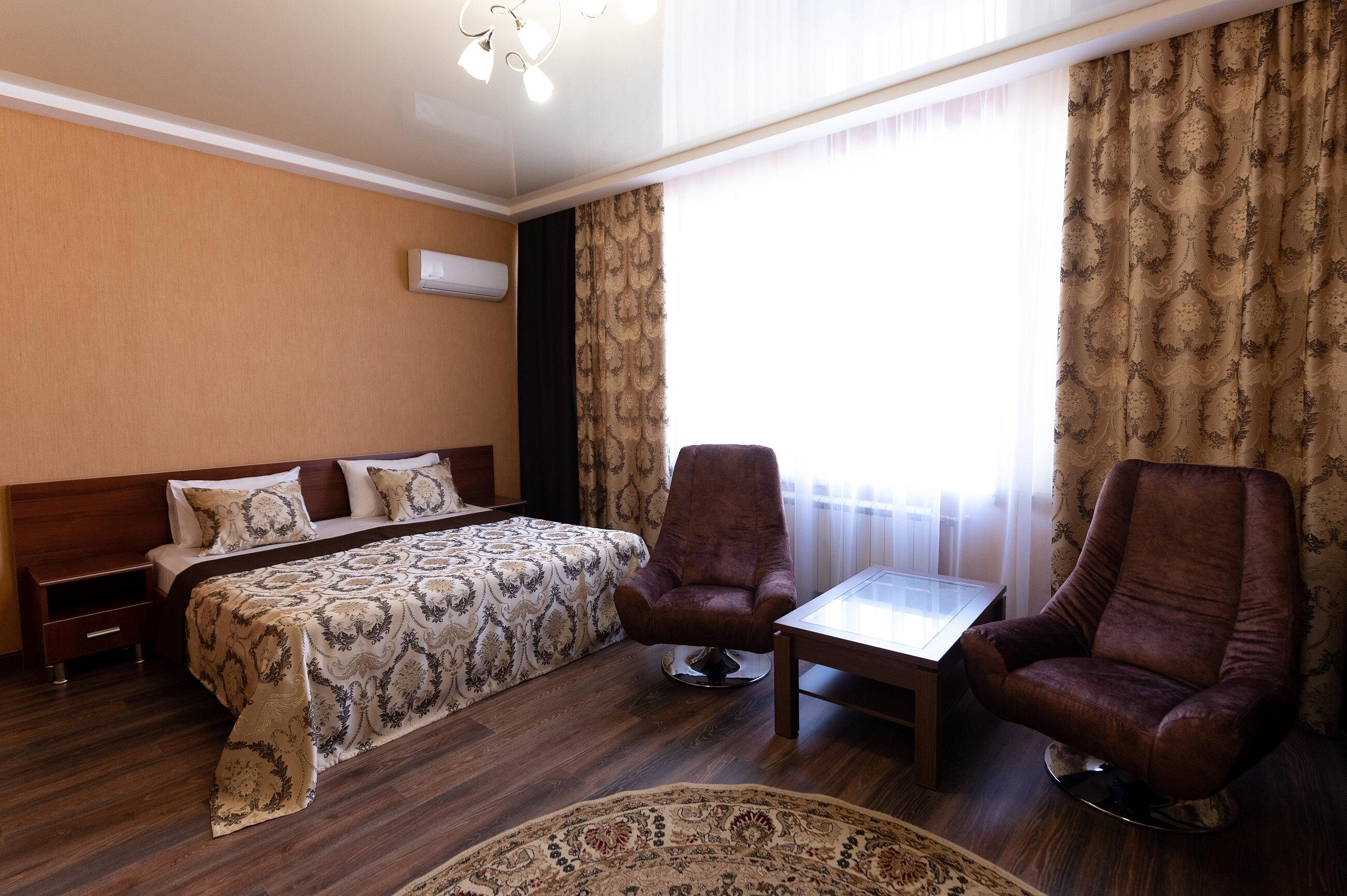 Фото отеля 2