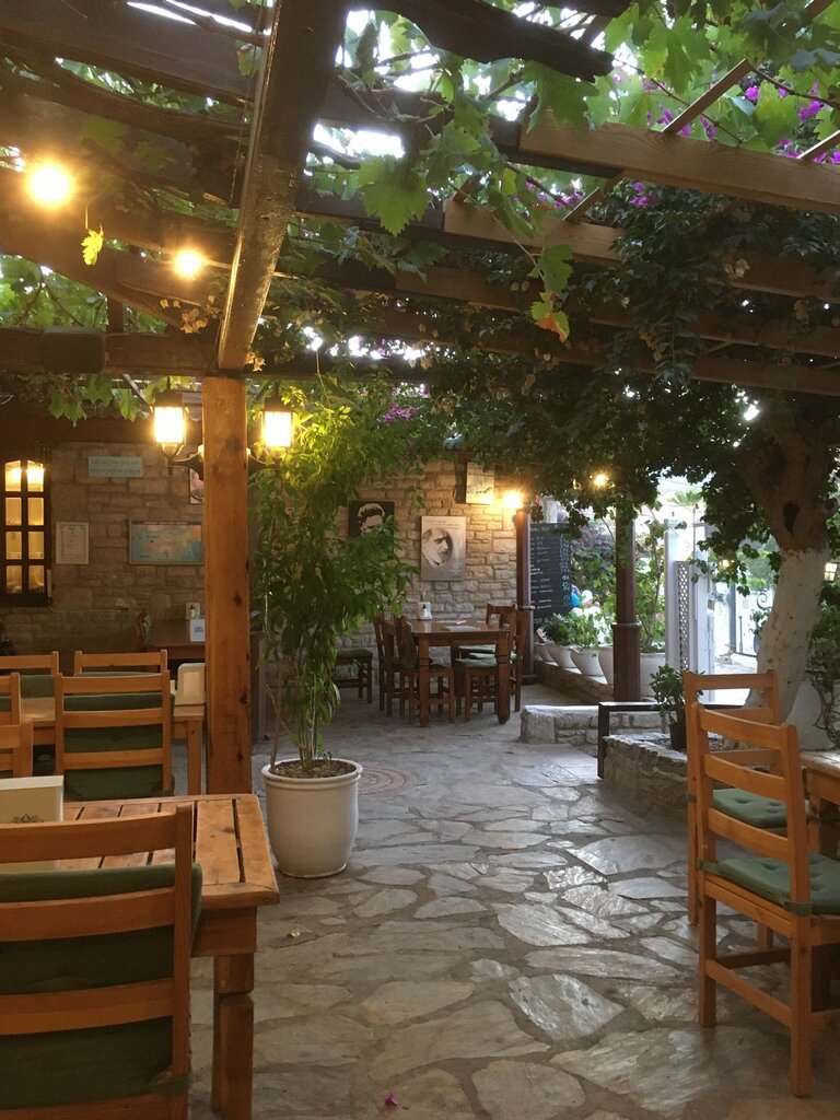 Cafe Datca Table, Datca, photo