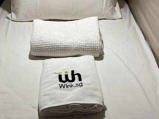 Фото Wink at Upper Cross Street