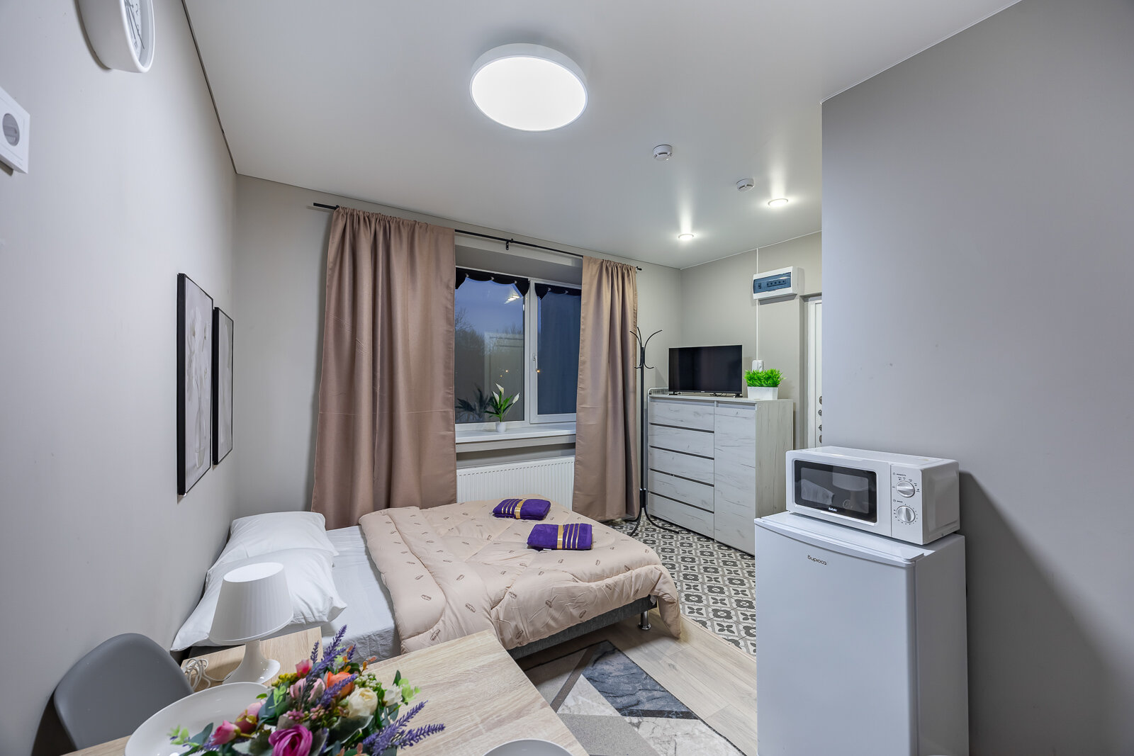 Фото отеля 1