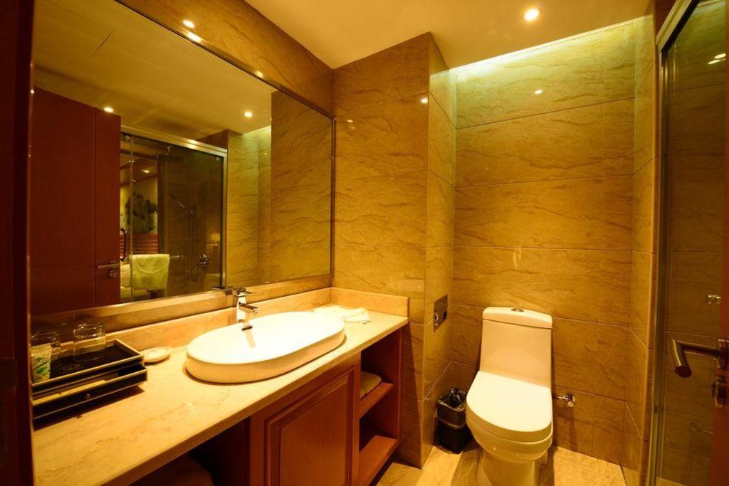 Фото Vienna Classic Hotel Hangzhou Linan