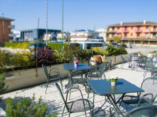 Фото Hotel Ambra