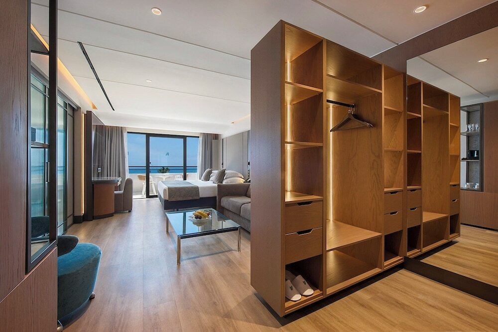 Фото Amathus