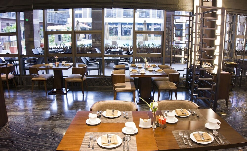 Фото Tang Palace Hotel