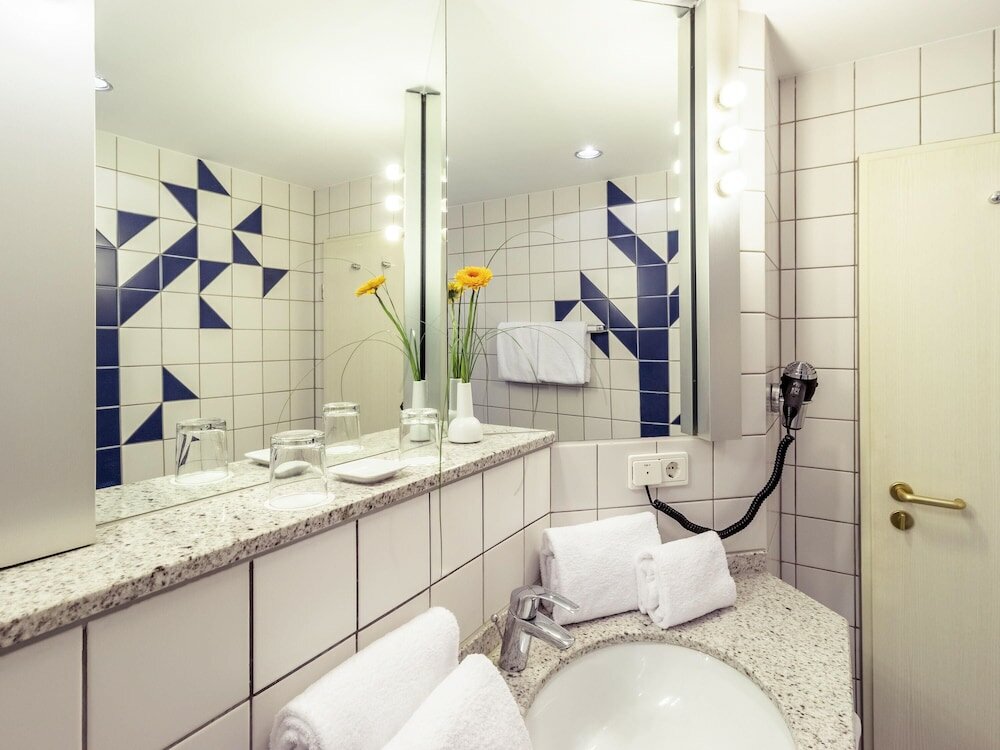 Фото Mercure Hotel Koeln City Friesenstrasse