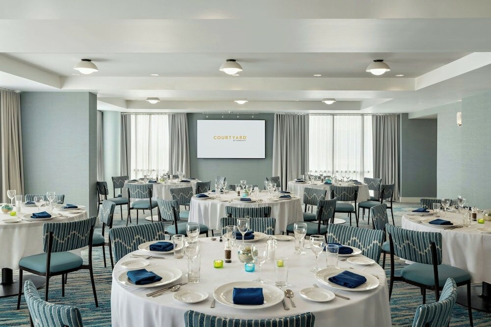 Фото Courtyard Ocean City Oceanfront