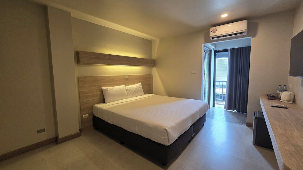 Фото The Phoenix Hotel Bangkok