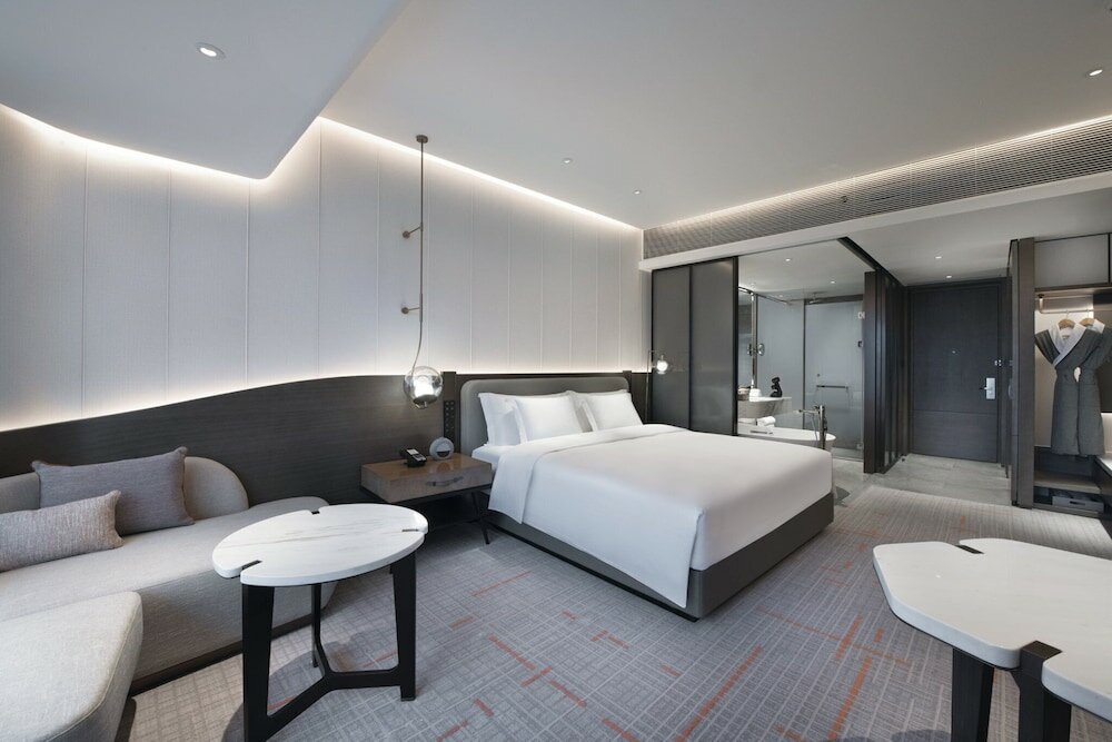 Фото Crowne Plaza Wuhan Optics Valley, an Ihg Hotel