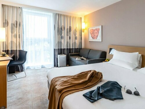 Гостиница Novotel Edinburgh Park в Области Эдинбург