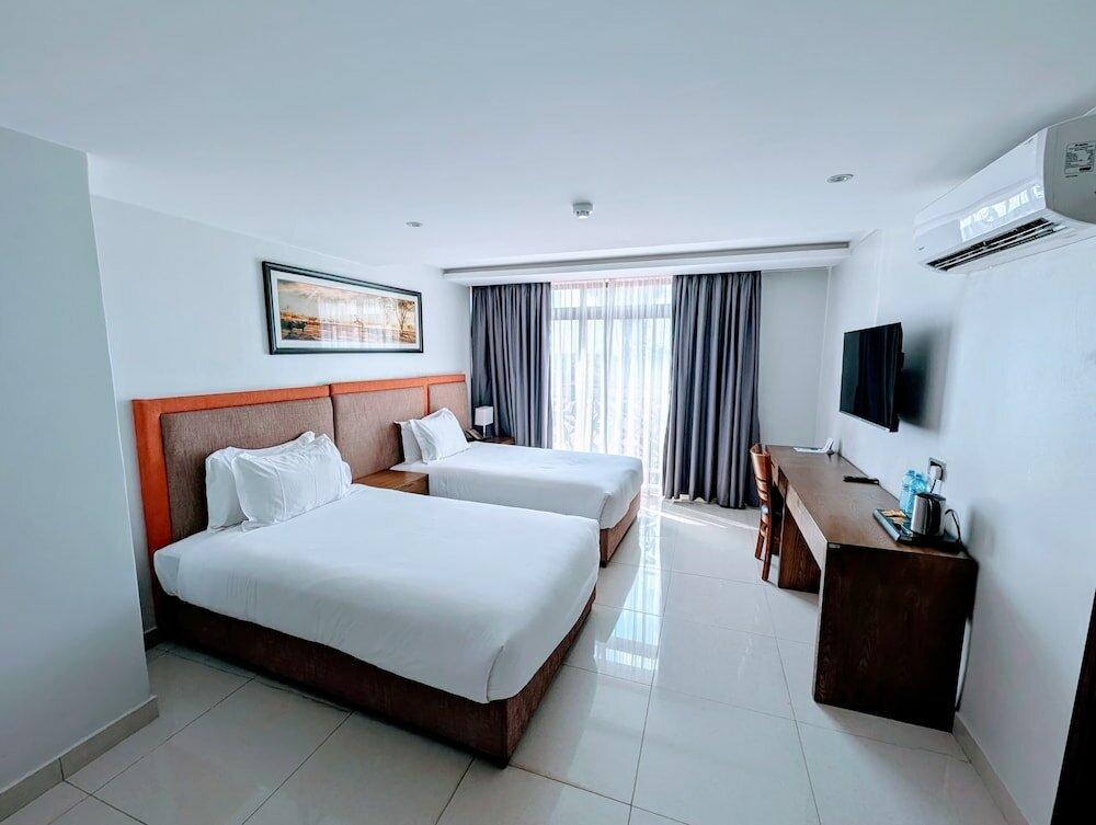 Фото Canary Hotel