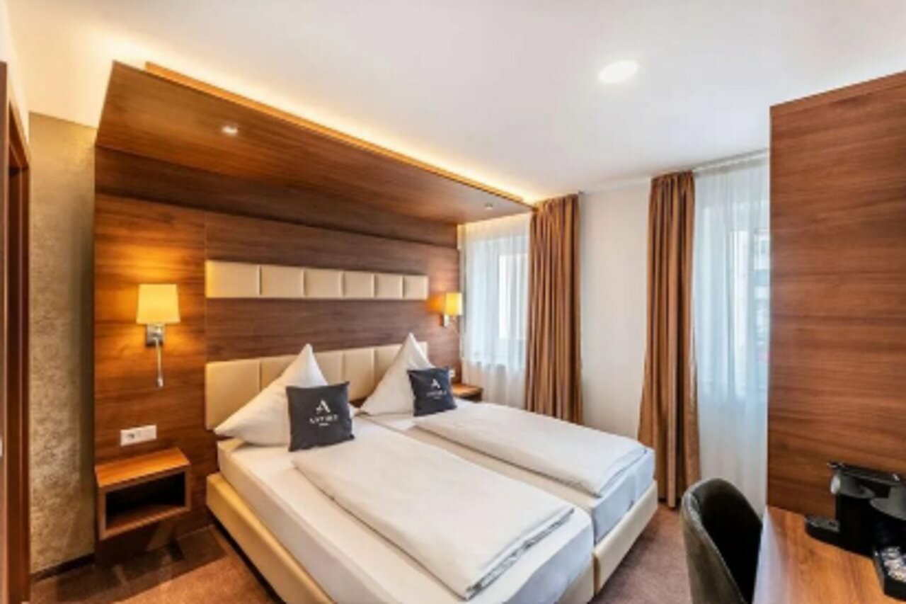 Фото отеля 3