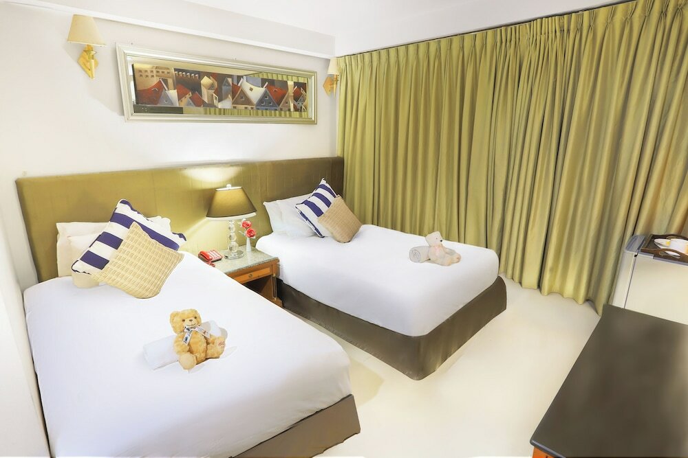 Фото Diamond City Hotel