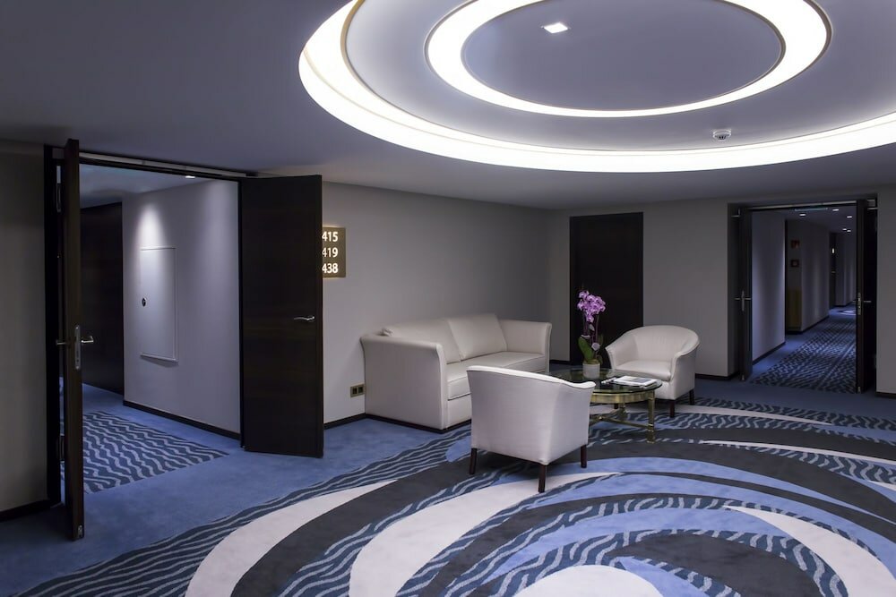 Фото Le Royal Hotels & Resorts