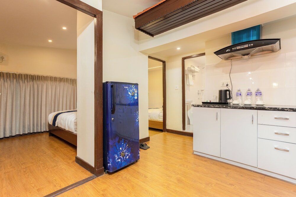 Фото Kathmandu Business Hotel