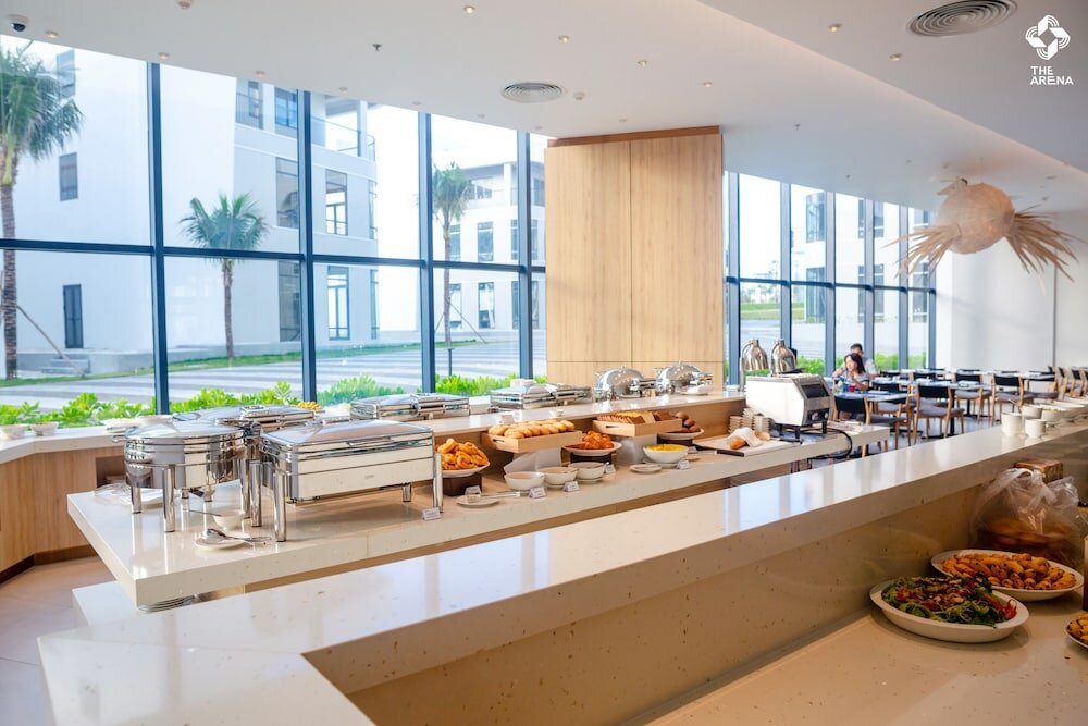 Фото The Empyrean Cam Ranh Beach Resort