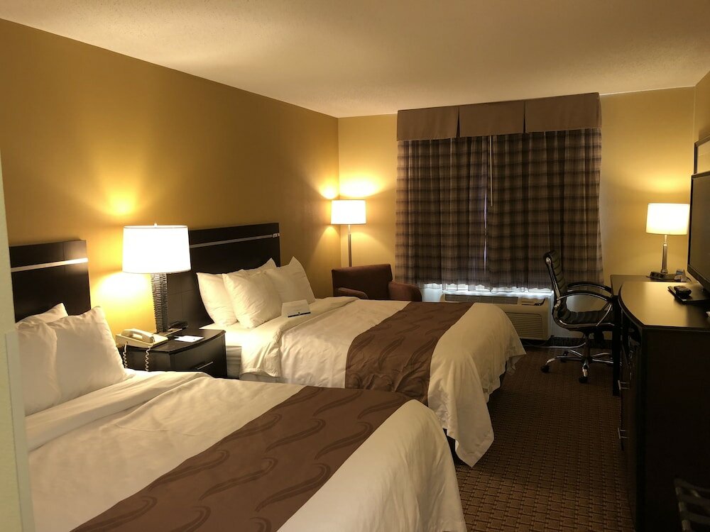 Фото Quality Inn & Suites Sun Prairie Madison East