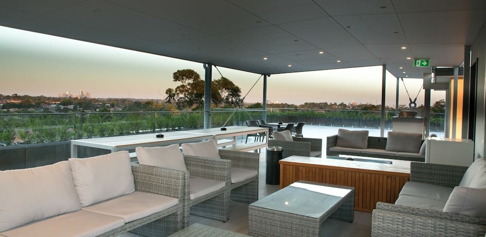 Фото Studio 8 Residences - Adults Only