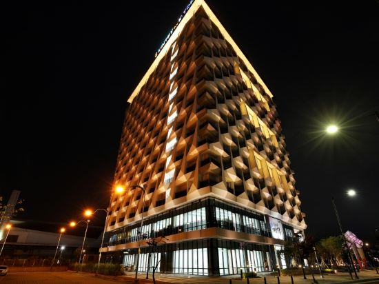 Фото Gloucester Hotel Kintex