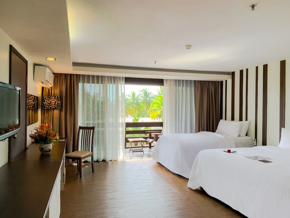 Фото Damai Beach Resort