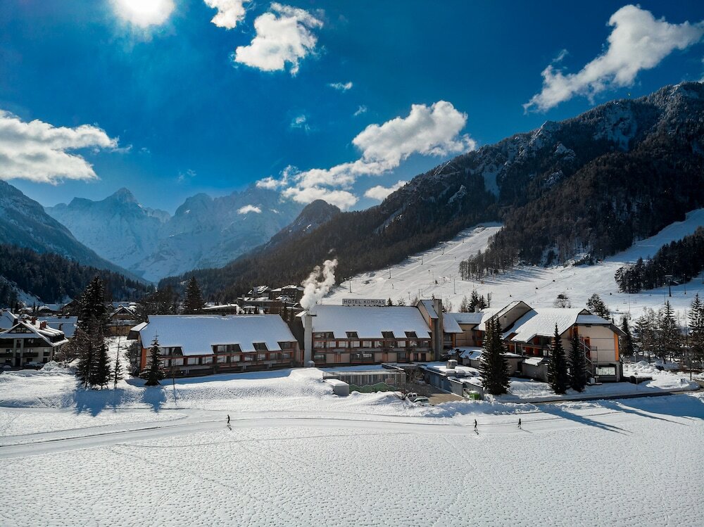 Фото Hotel Kompas