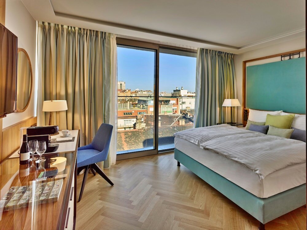 Фото Est Grand Hotel Savoy