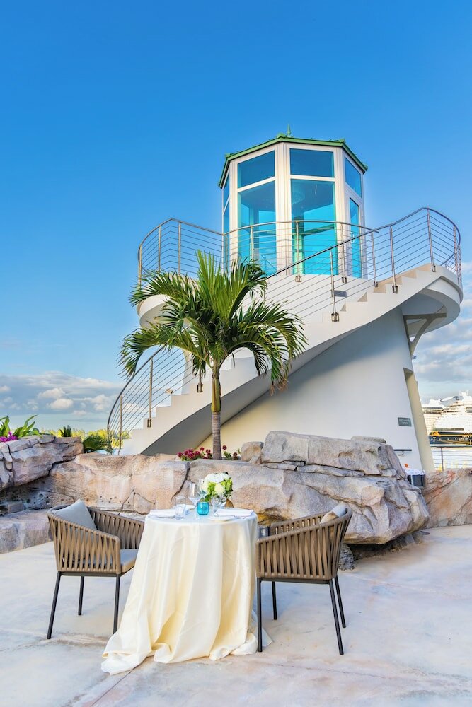 Фото Margaritaville Beach Resort Nassau
