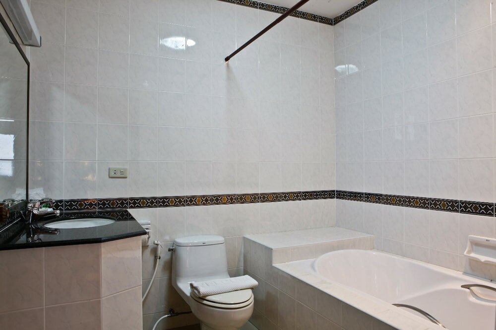 Фото Inn House Hotel