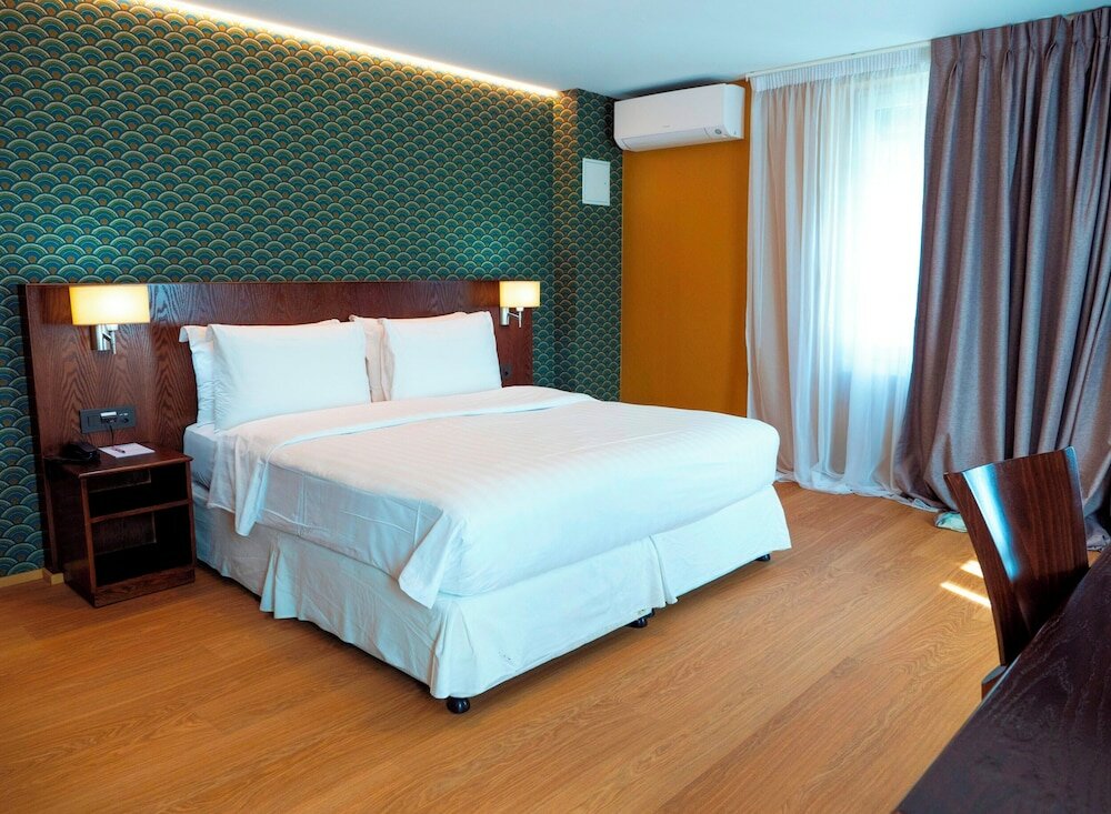 Фото J5 Hotels Helvetie Montreux