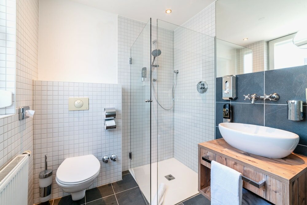 Фото Binders Budget City Mountain Hotel