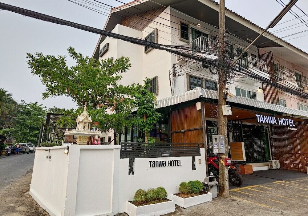 Фото Tanwa Hotel