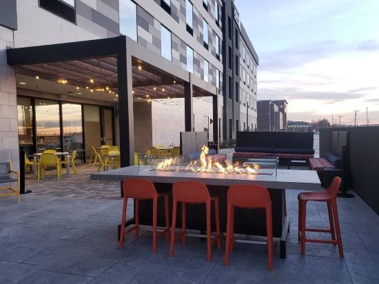 Фото Home2 Suites by Hilton Euless Dfw West