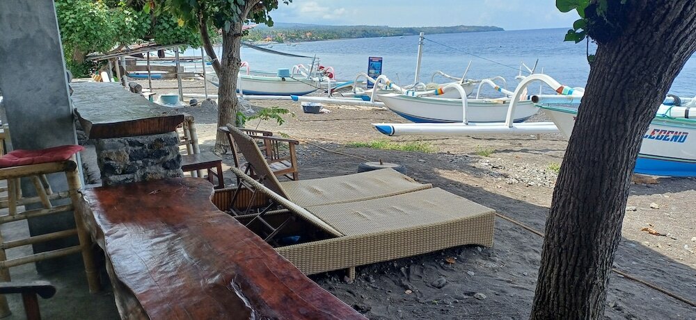 Фото Amed Sari Beach Guesthouse