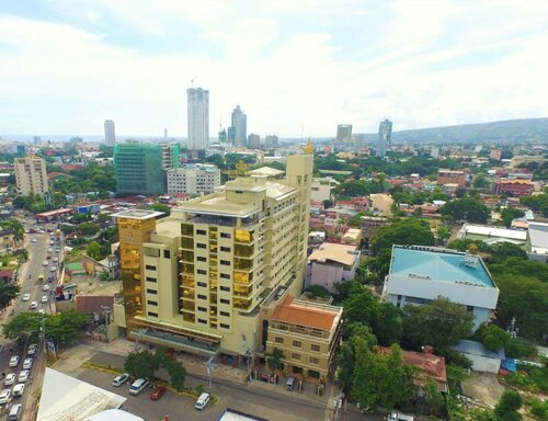 Внешний вид отеля Golden Prince Hotel and Suites в Себу, фото 4